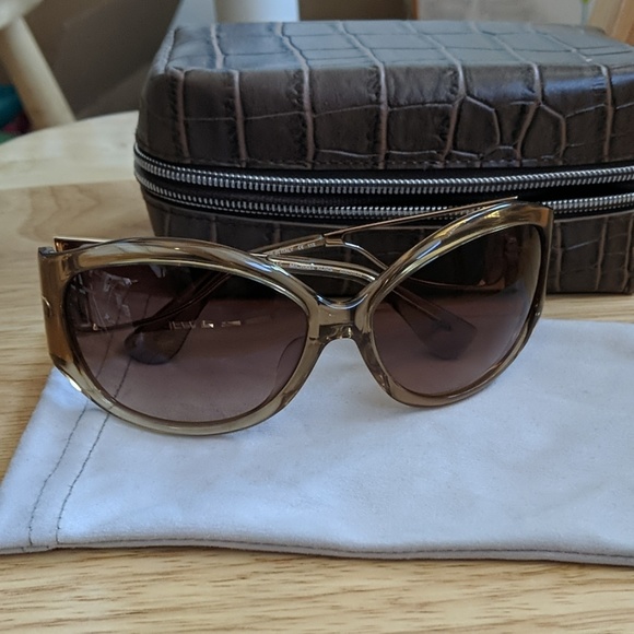 MICHAEL KORS MKS405 259 115 crystalsand sunglasses